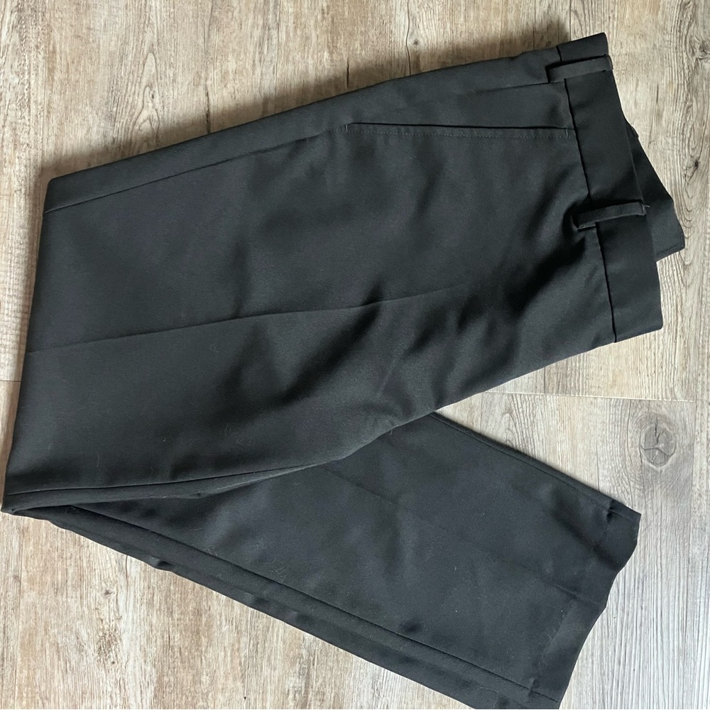 Van heusen Mens Size 32x30 Black Dress Pants